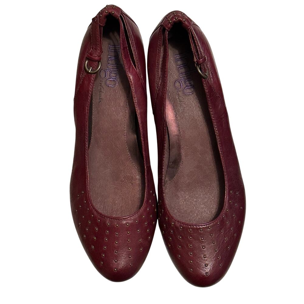 Lea Bishop Indigo flats by Clark’s in burgundy 9.5